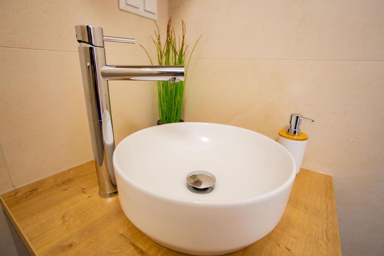 Exclusive Penthouse Old Town With Sauna And Jacuzzi Mostar Exteriör bild